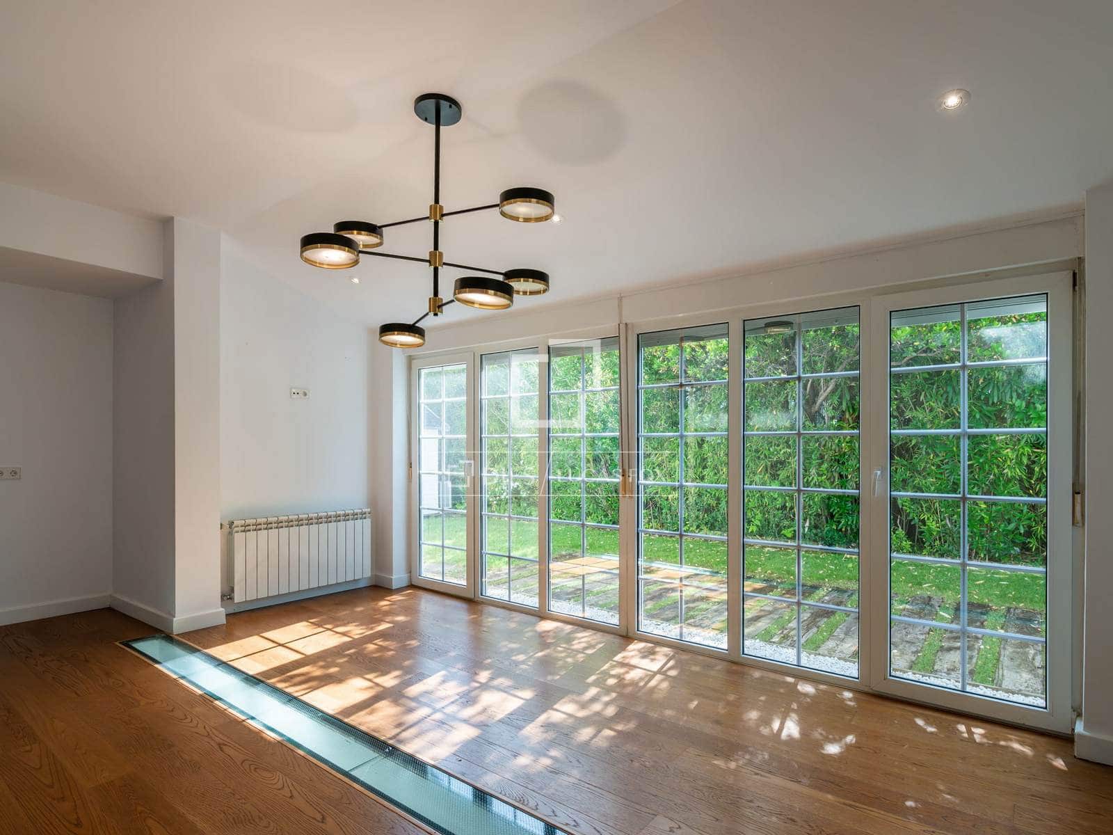 5 soveværelse Villa til salg i Madrid by med swimmingpool - € 4.100.000 (Ref: 9789400)