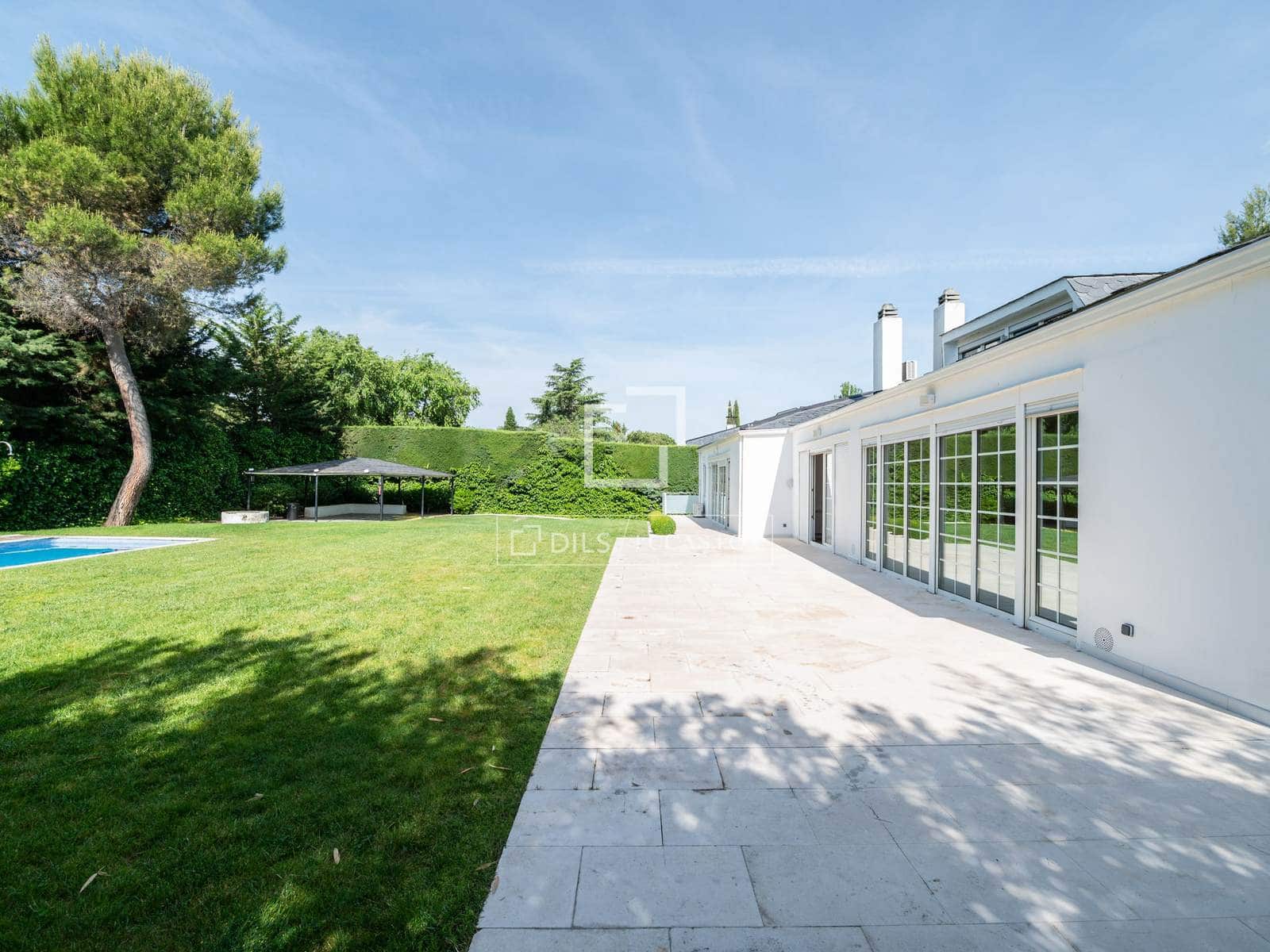 5 soveværelse Villa til salg i Madrid by med swimmingpool - € 4.100.000 (Ref: 9789400)