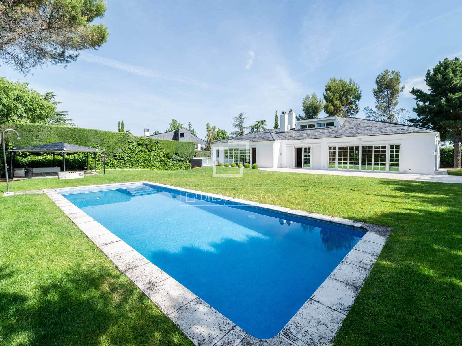 5 soveværelse Villa til salg i Madrid by med swimmingpool - € 4.100.000 (Ref: 9789400)