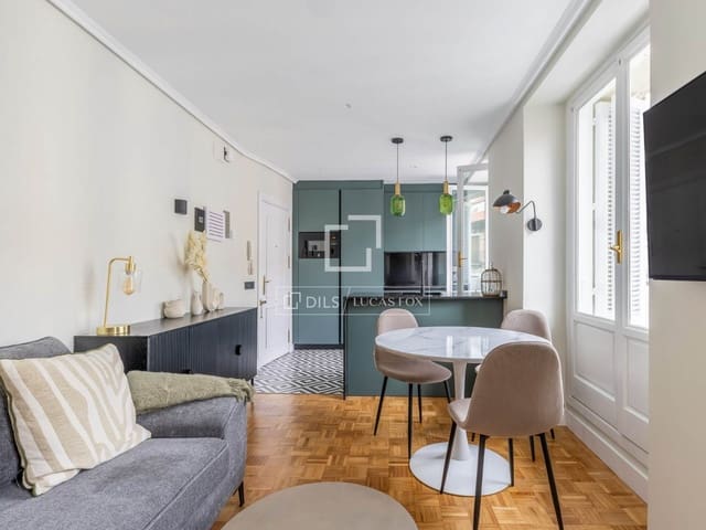 Appartement de 1 chambre à louer à Madrid ville - 1 950 € (Ref: 9789555)