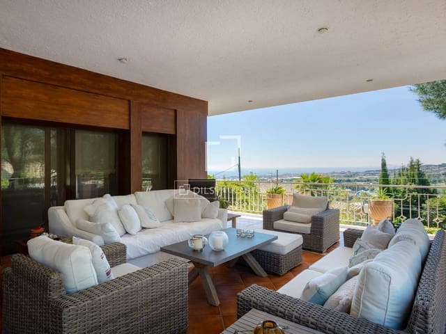 6 sovrum Villa till salu i Cabrils med pool garage - 1 590 000 € (Ref: 9789556)