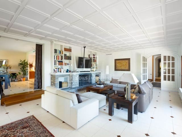 6 sovrum Villa till salu i Cabrils med pool garage - 1 590 000 € (Ref: 9789556)