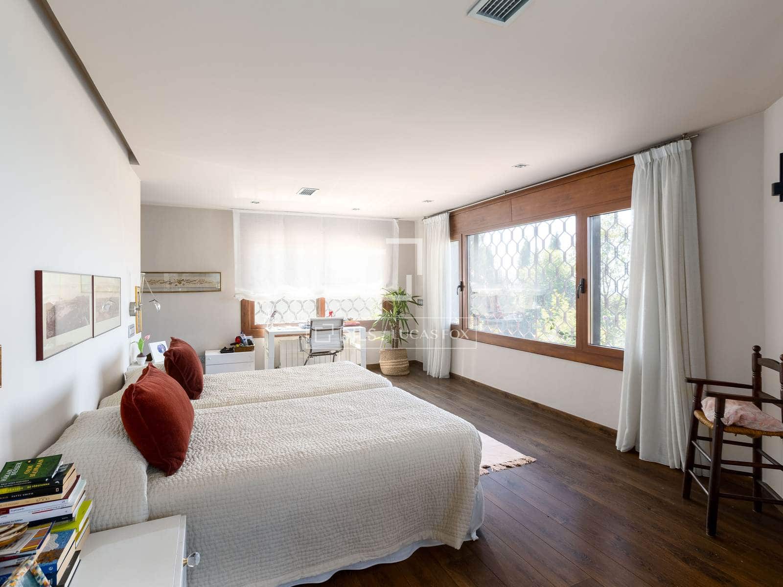 6 sovrum Villa till salu i Cabrils med pool garage - 1 590 000 € (Ref: 9789556)