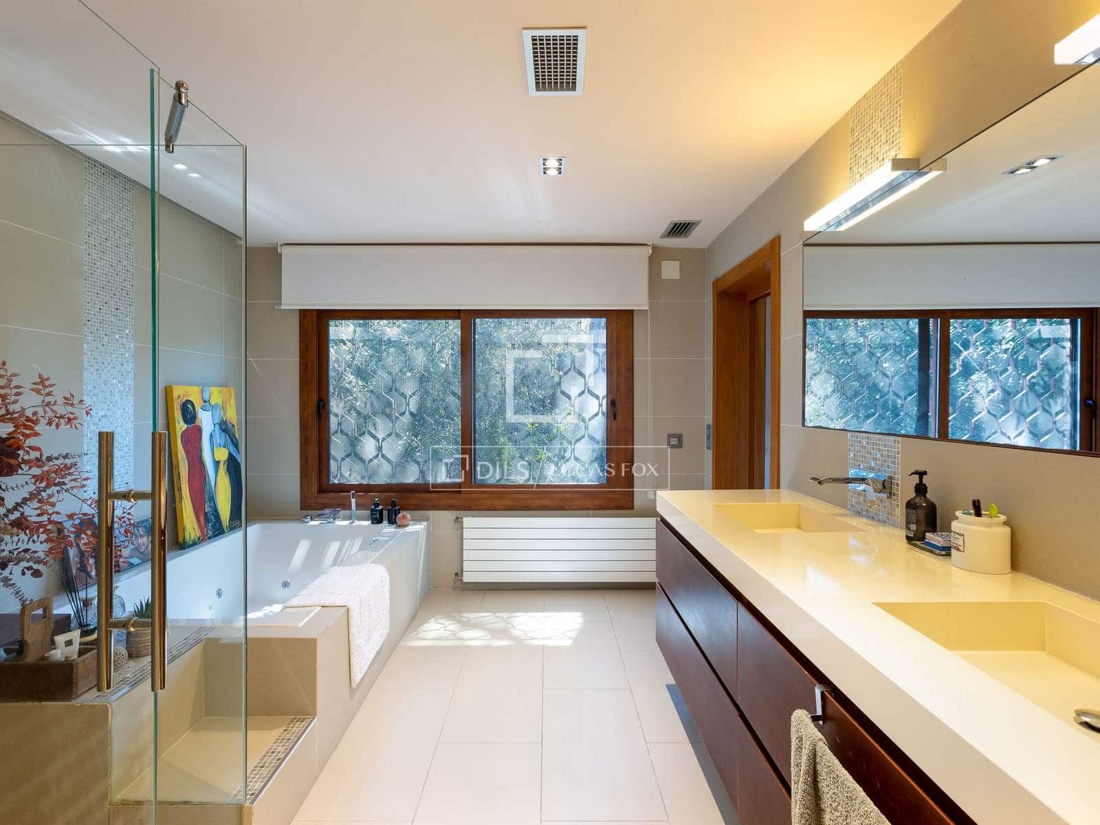 6 sovrum Villa till salu i Cabrils med pool garage - 1 590 000 € (Ref: 9789556)