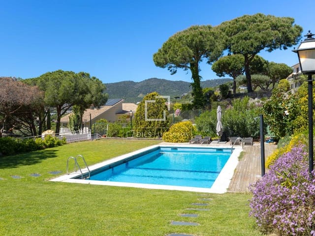 6 sovrum Villa till salu i Cabrils med pool garage - 1 590 000 € (Ref: 9789556)