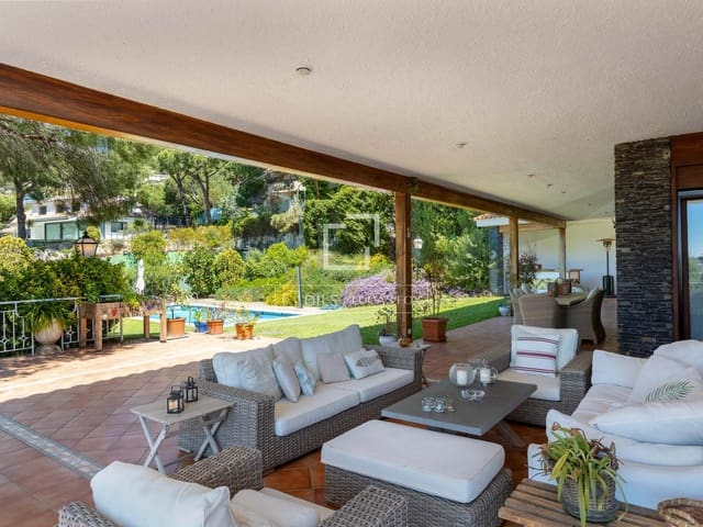 6 sovrum Villa till salu i Cabrils med pool garage - 1 590 000 € (Ref: 9789556)