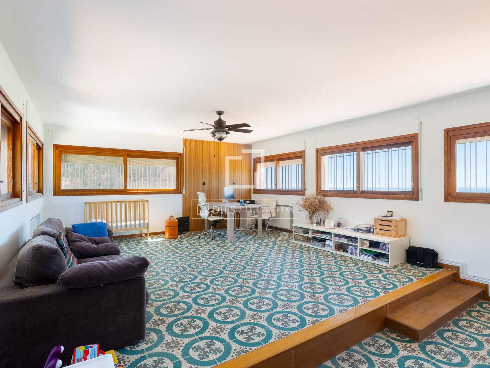 6 sovrum Villa till salu i Cabrils med pool garage - 1 590 000 € (Ref: 9789556)