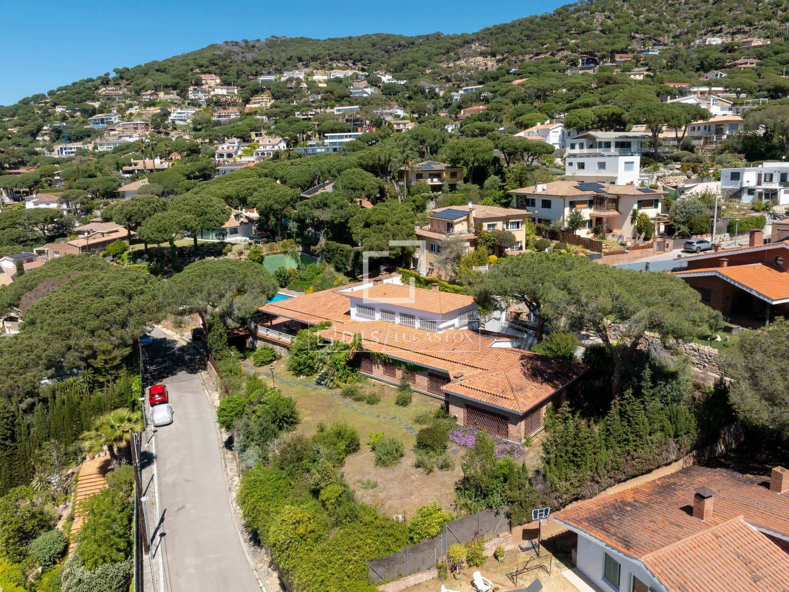 6 sovrum Villa till salu i Cabrils med pool garage - 1 590 000 € (Ref: 9789556)