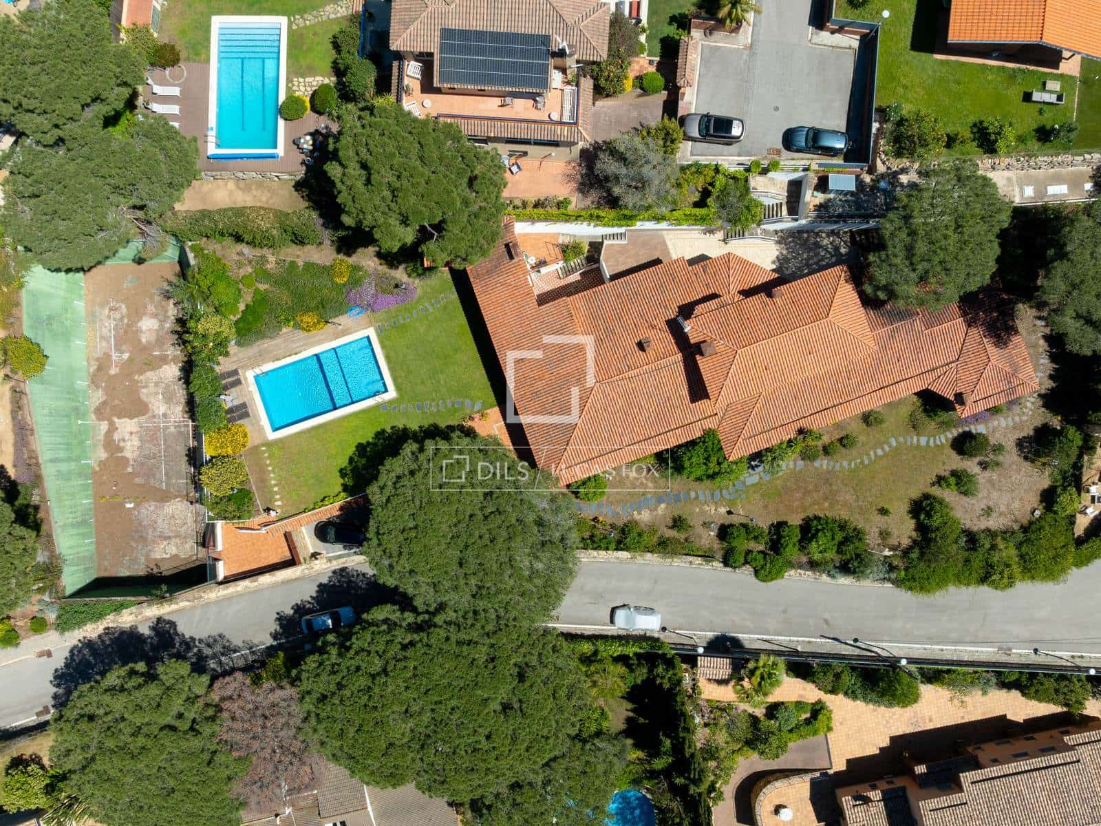 6 sovrum Villa till salu i Cabrils med pool garage - 1 590 000 € (Ref: 9789556)