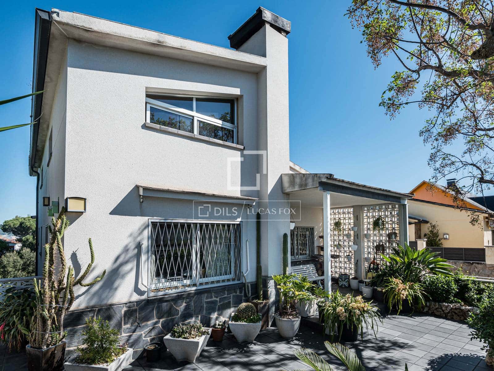 Chalet de 8 habitaciones en Sant Cugat del Vallès en venta con piscina - 1.035.000 € (Ref: 9789557)