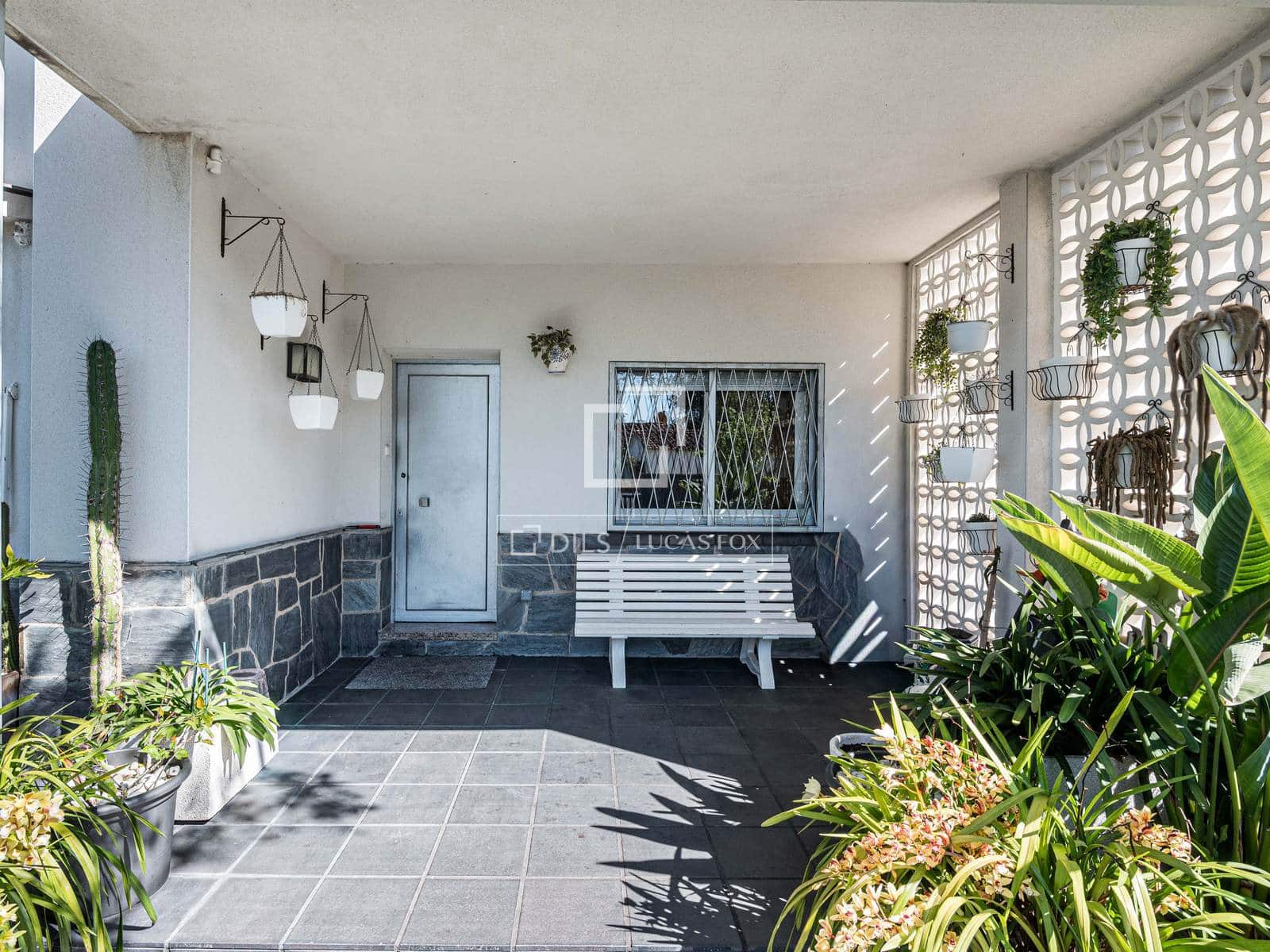 Chalet de 8 habitaciones en Sant Cugat del Vallès en venta con piscina - 1.035.000 € (Ref: 9789557)