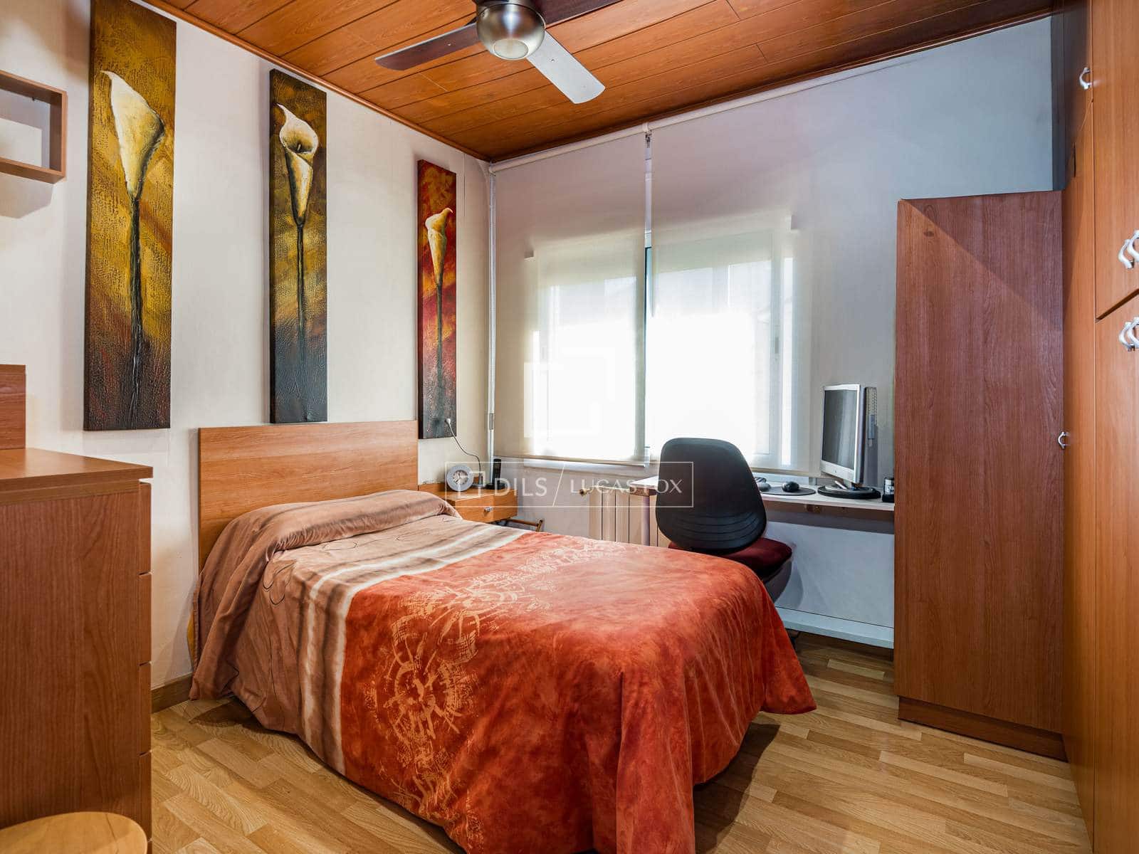 Chalet de 8 habitaciones en Sant Cugat del Vallès en venta con piscina - 1.035.000 € (Ref: 9789557)