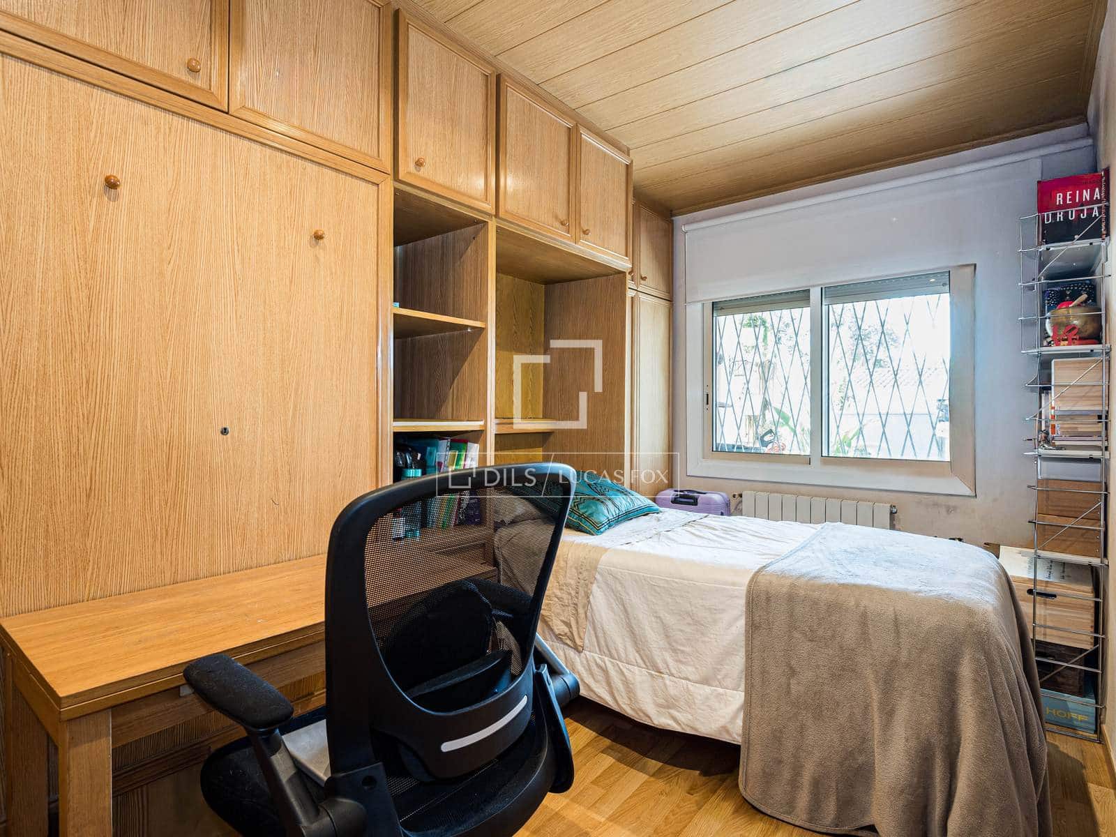 Chalet de 8 habitaciones en Sant Cugat del Vallès en venta con piscina - 1.035.000 € (Ref: 9789557)