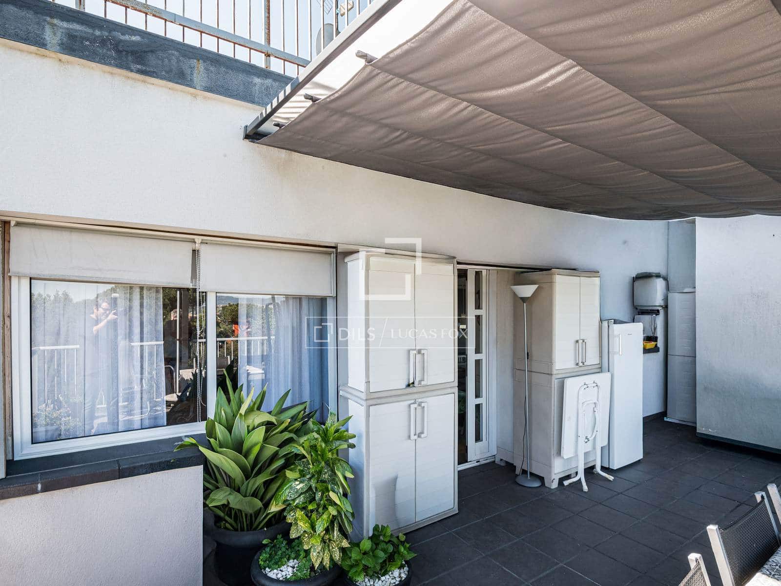 Chalet de 8 habitaciones en Sant Cugat del Vallès en venta con piscina - 1.035.000 € (Ref: 9789557)