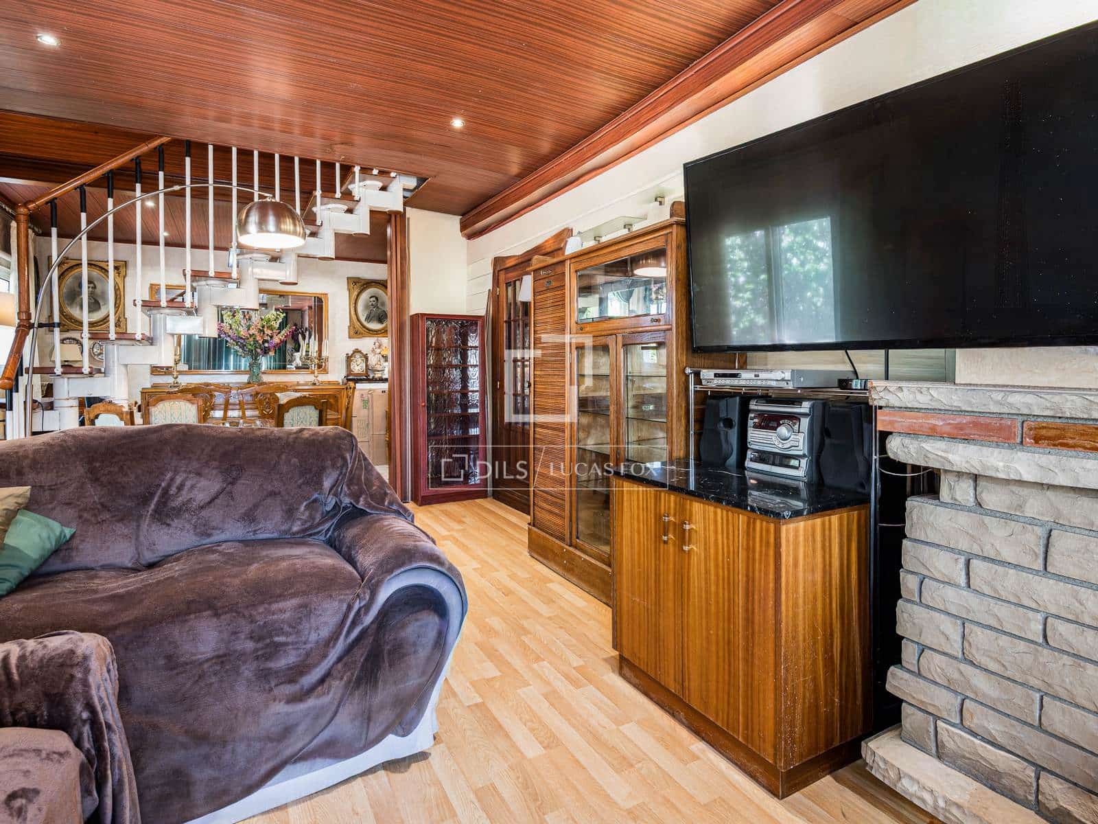 Chalet de 8 habitaciones en Sant Cugat del Vallès en venta con piscina - 1.035.000 € (Ref: 9789557)