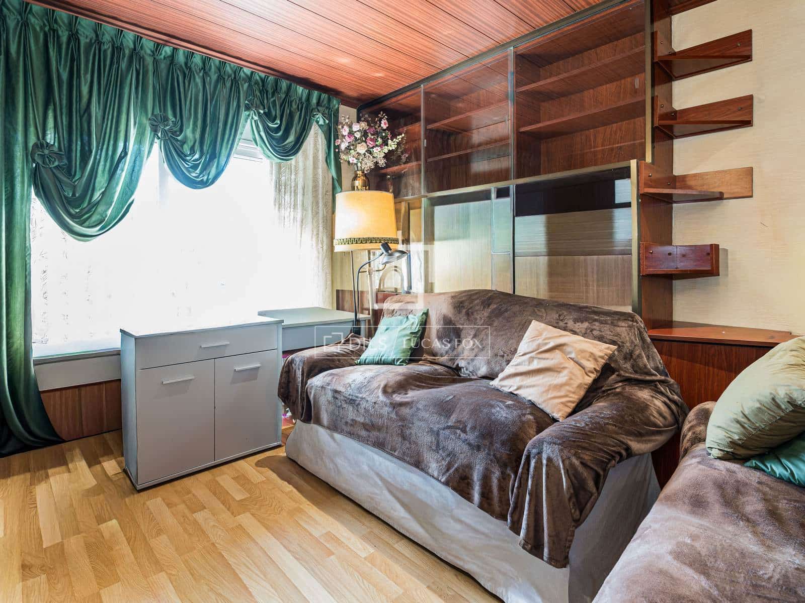 Chalet de 8 habitaciones en Sant Cugat del Vallès en venta con piscina - 1.035.000 € (Ref: 9789557)