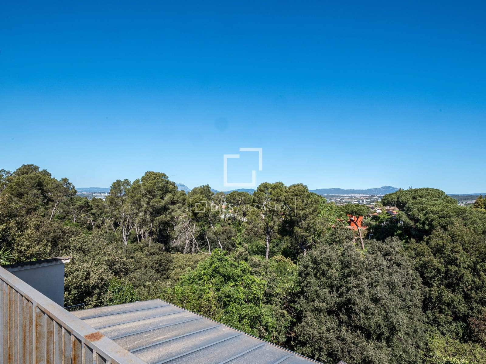 Chalet de 8 habitaciones en Sant Cugat del Vallès en venta con piscina - 1.035.000 € (Ref: 9789557)