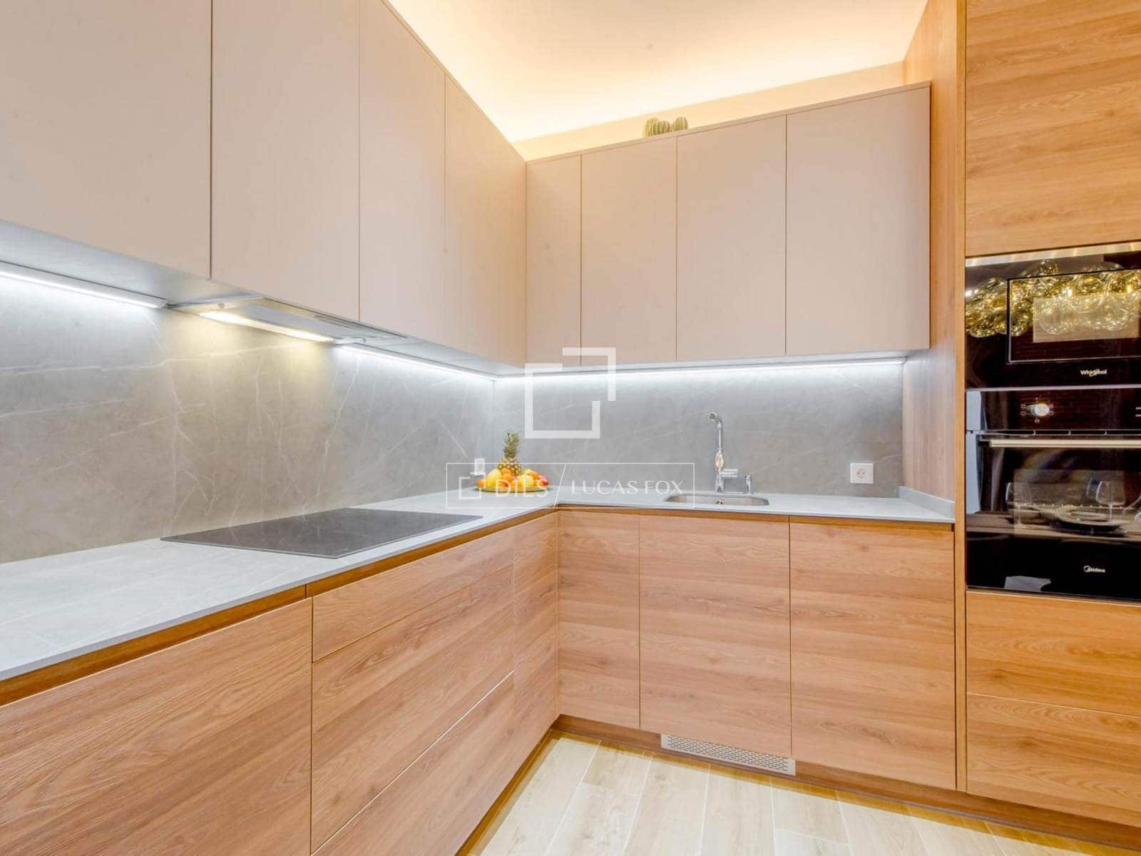 2 soverom Leilighet til leie i Madrid by - € 3 000 (Ref: 9789836)