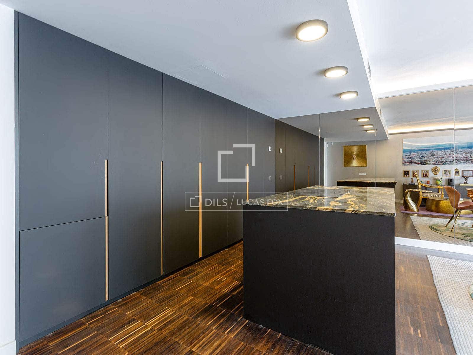 Appartement de 2 chambres à louer à Barcelone ville avec piscine garage - 3 200 € (Ref: 9793115)