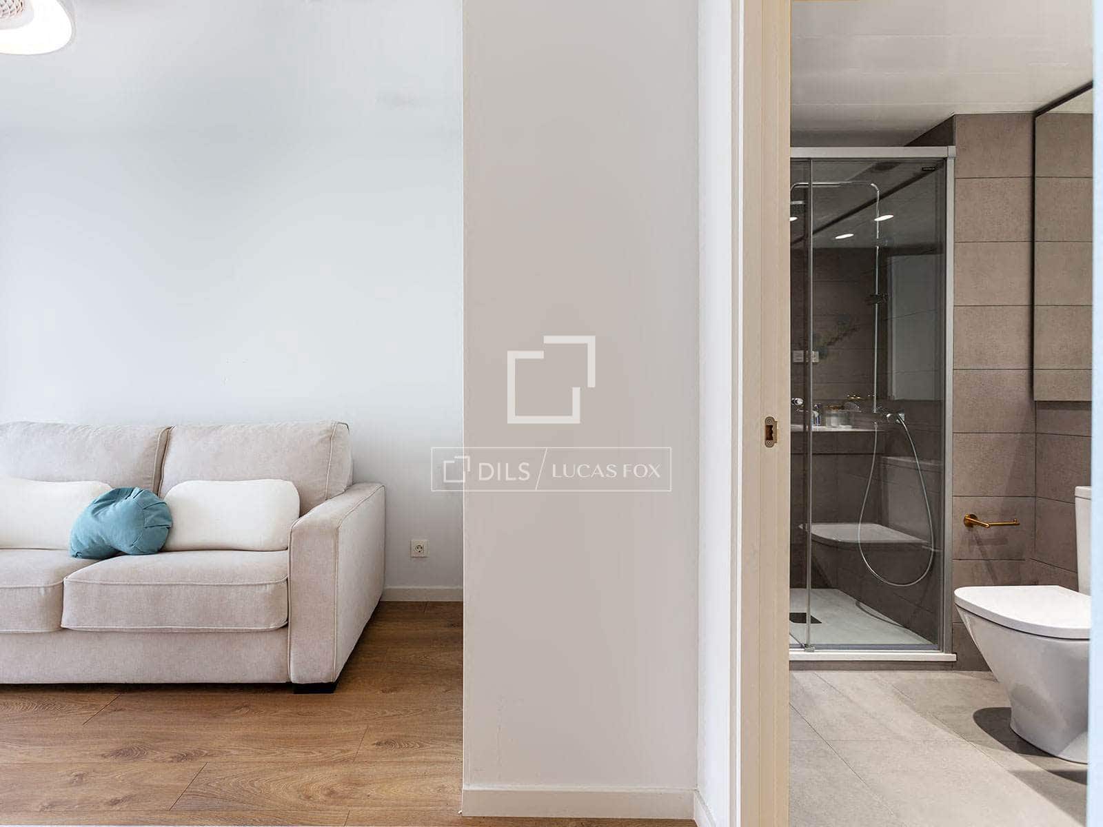 Appartement de 2 chambres à louer à Barcelone ville avec piscine garage - 3 200 € (Ref: 9793115)