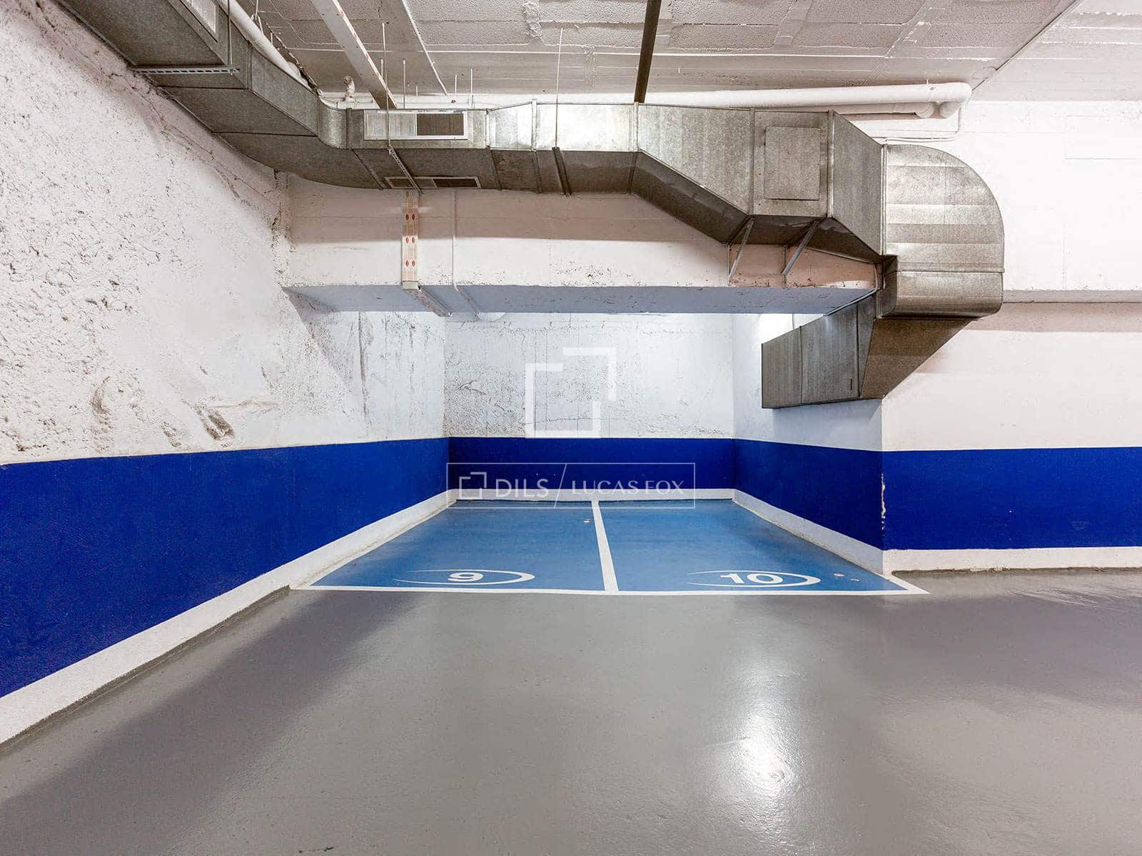 Appartement de 2 chambres à louer à Barcelone ville avec piscine garage - 3 200 € (Ref: 9793115)