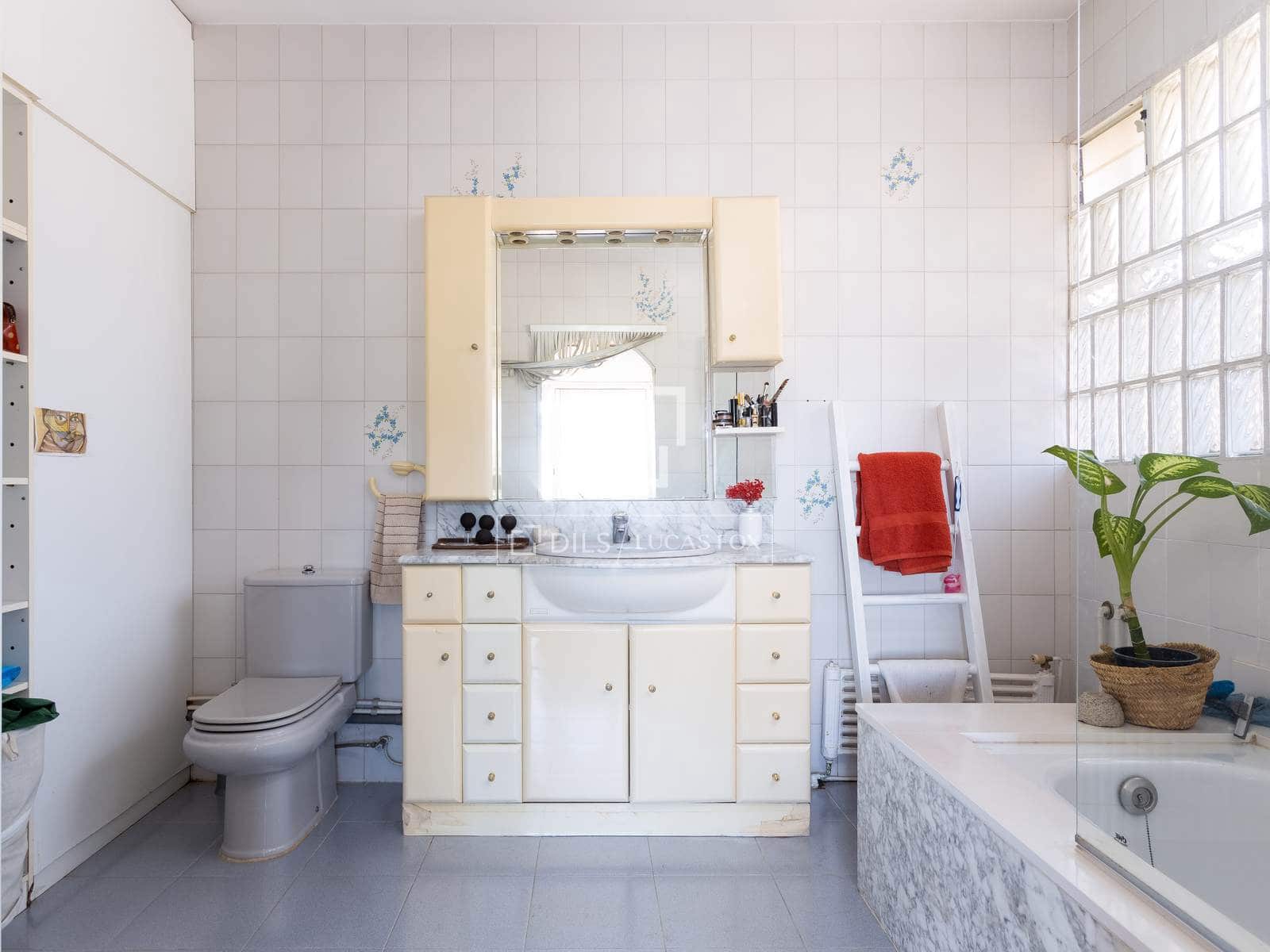 7 sypialnia Willa na sprzedaż w Cabrils z basenem garażem - 660 000 € (Ref: 9793117)