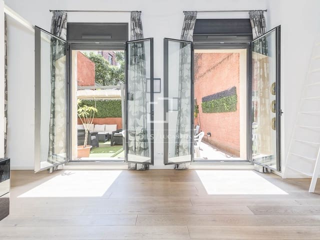 2 soveværelse Lejlighed til salg i Barcelona by - € 630.000 (Ref: 9793297)