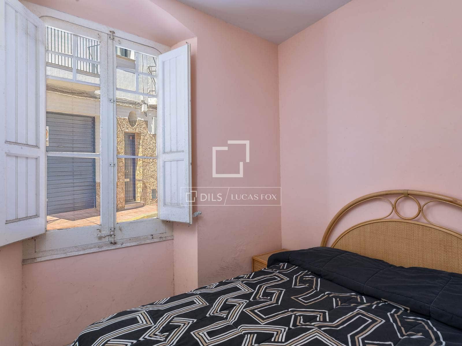 3 soverom Villa til salgs i Calella med garasje - € 1 100 000 (Ref: 9793298)