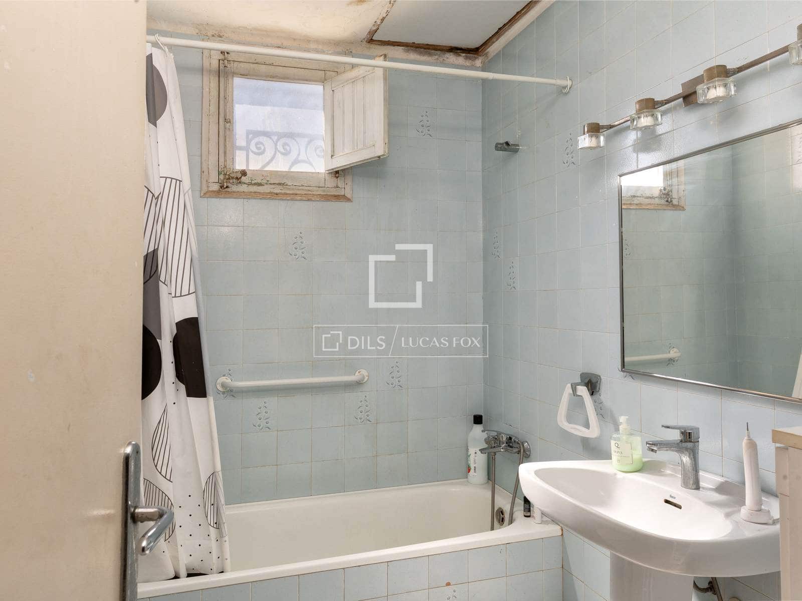 3 soverom Villa til salgs i Calella med garasje - € 1 100 000 (Ref: 9793298)