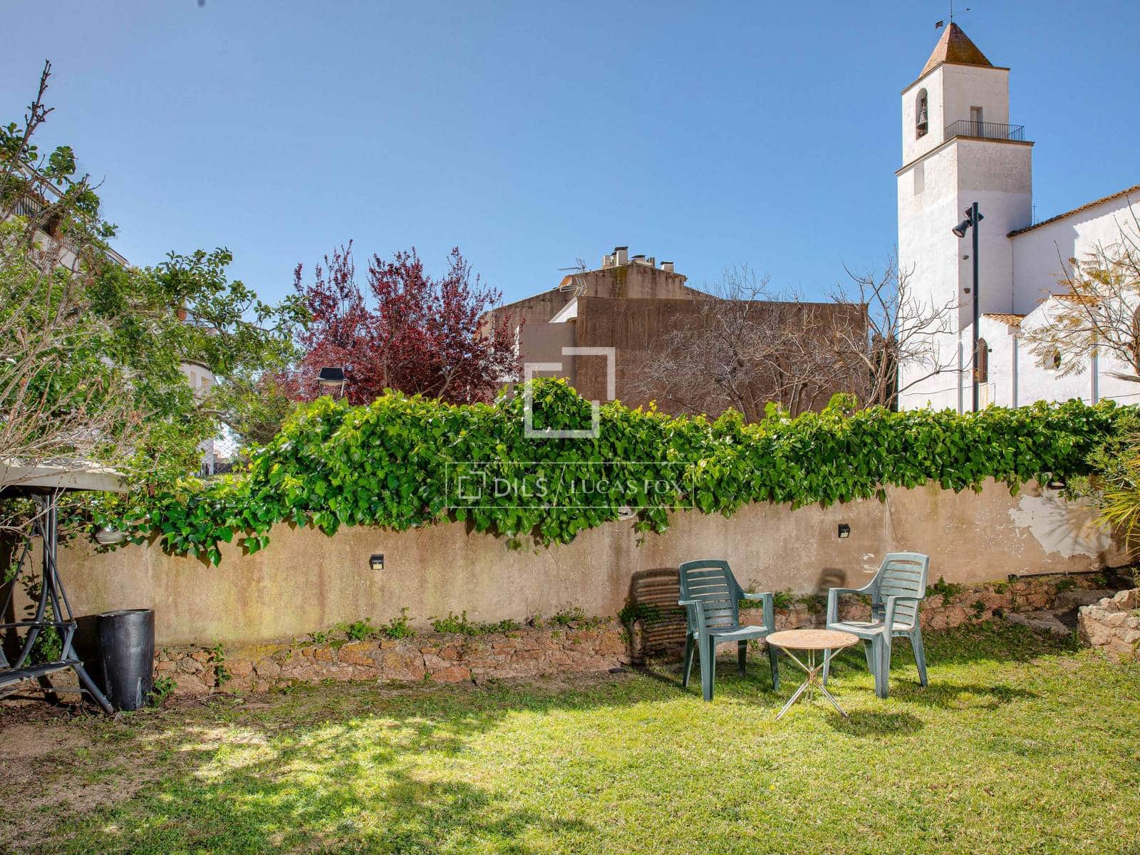 3 soverom Villa til salgs i Calella med garasje - € 1 100 000 (Ref: 9793298)