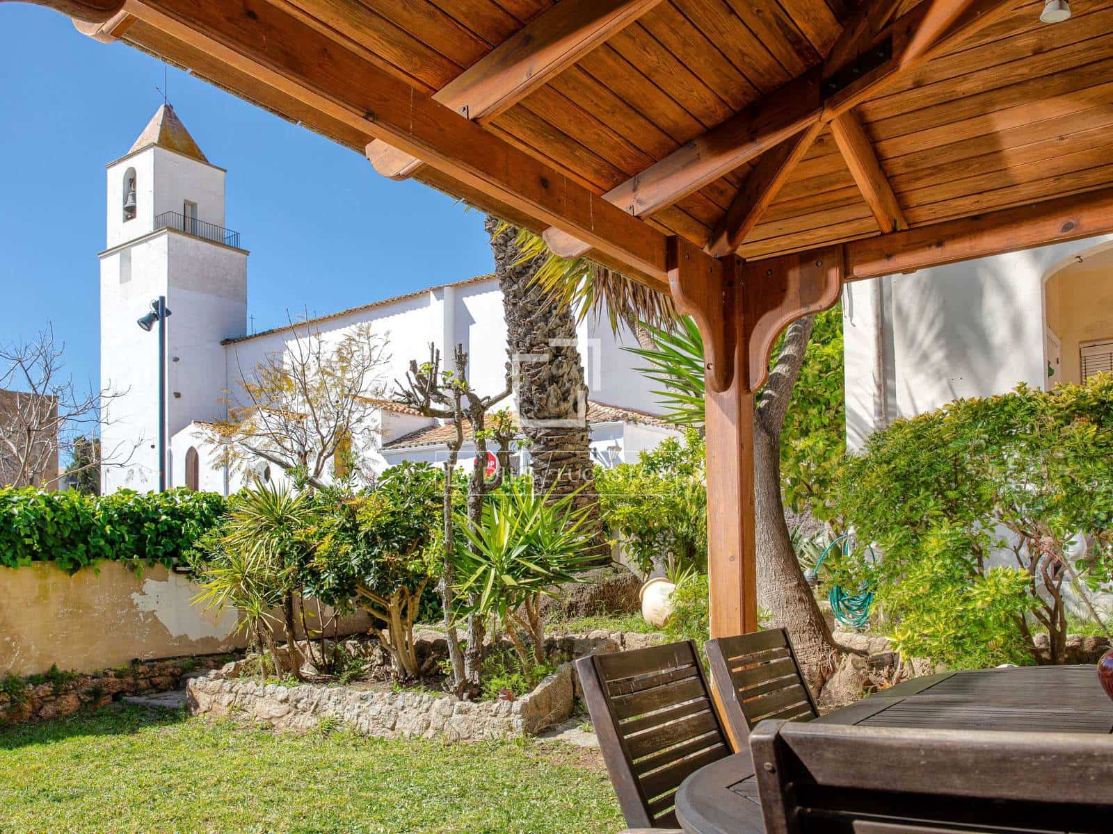 3 soverom Villa til salgs i Calella med garasje - € 1 100 000 (Ref: 9793298)