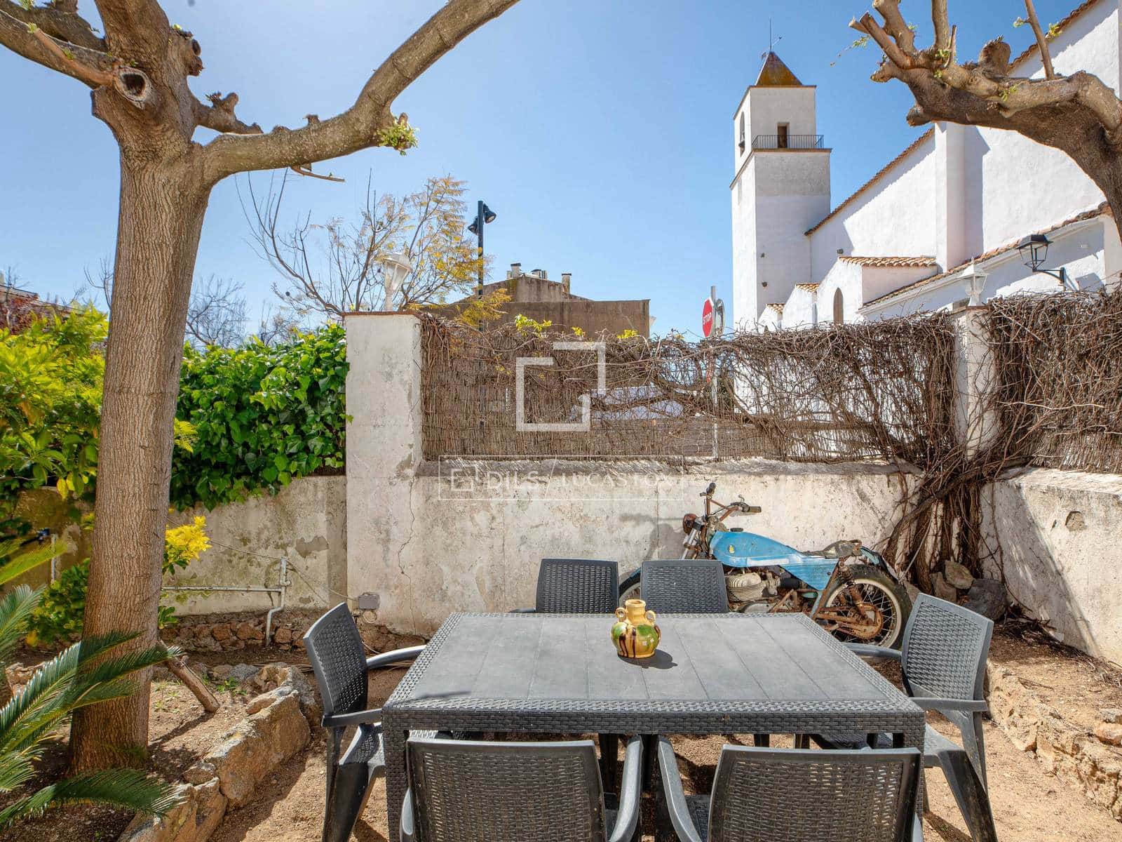 3 soverom Villa til salgs i Calella med garasje - € 1 100 000 (Ref: 9793298)