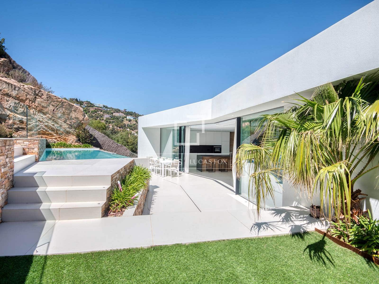 5 camera da letto Villa in vendita in Castell-Platja d'Aro con piscina garage - 1.950.000 € (Rif: 9793300)