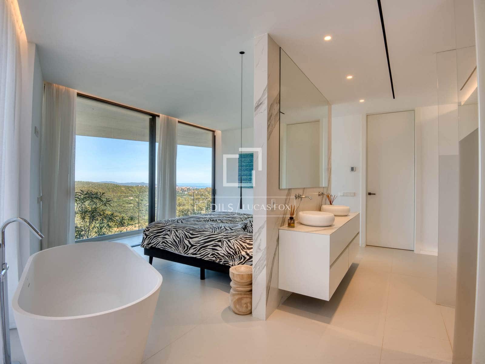 5 camera da letto Villa in vendita in Castell-Platja d'Aro con piscina garage - 1.950.000 € (Rif: 9793300)