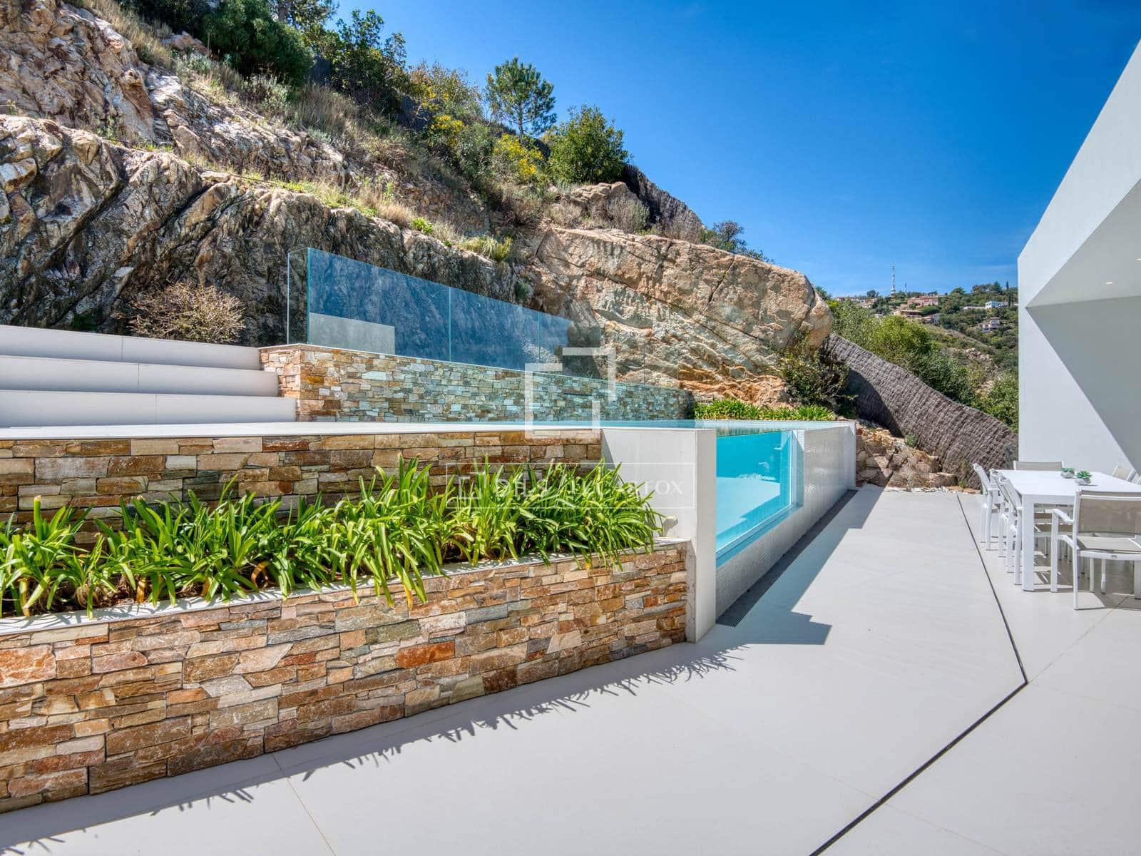 5 camera da letto Villa in vendita in Castell-Platja d'Aro con piscina garage - 1.950.000 € (Rif: 9793300)