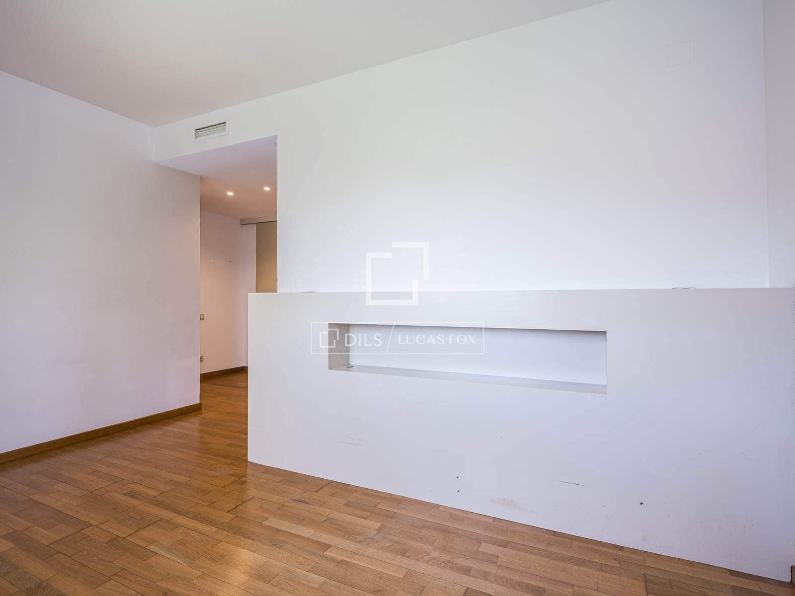 6 bedroom Villa for sale in Sant Cugat del Valles with pool garage - € 987,000 (Ref: 9793428)