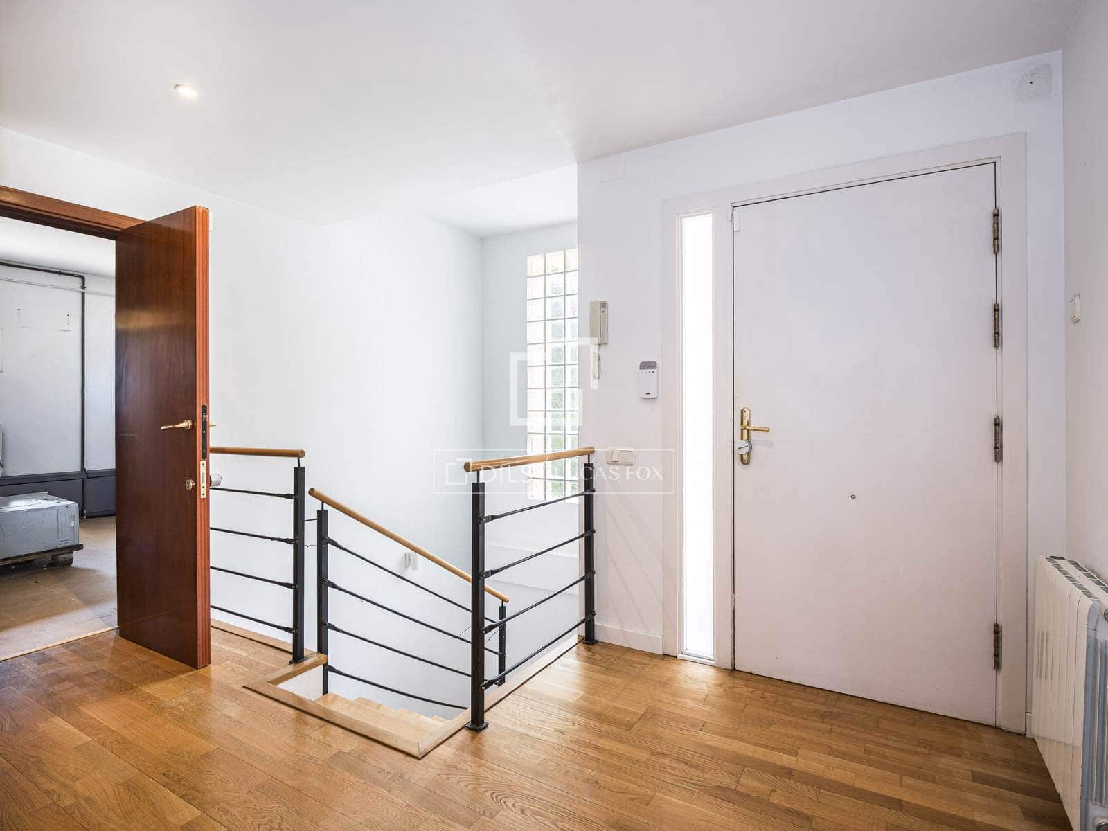 6 bedroom Villa for sale in Sant Cugat del Valles with pool garage - € 987,000 (Ref: 9793428)