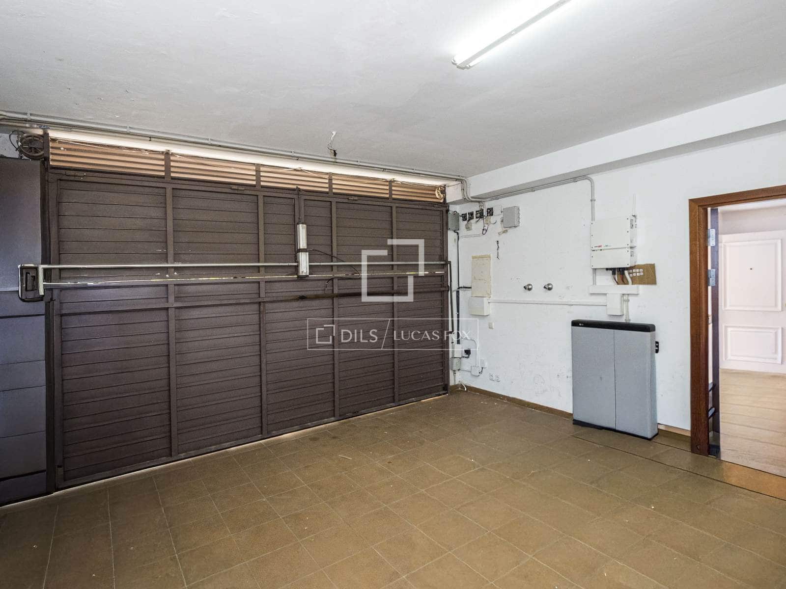 6 bedroom Villa for sale in Sant Cugat del Valles with pool garage - € 987,000 (Ref: 9793428)