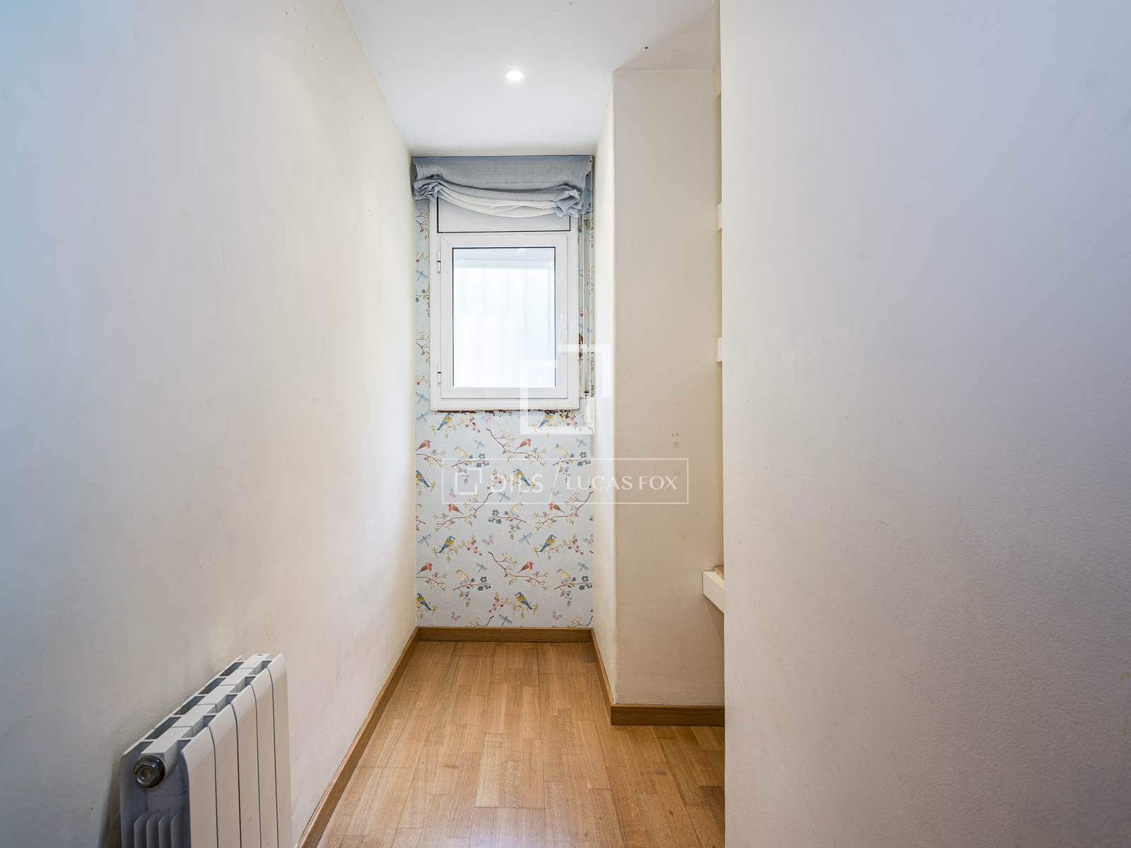 6 bedroom Villa for sale in Sant Cugat del Valles with pool garage - € 987,000 (Ref: 9793428)