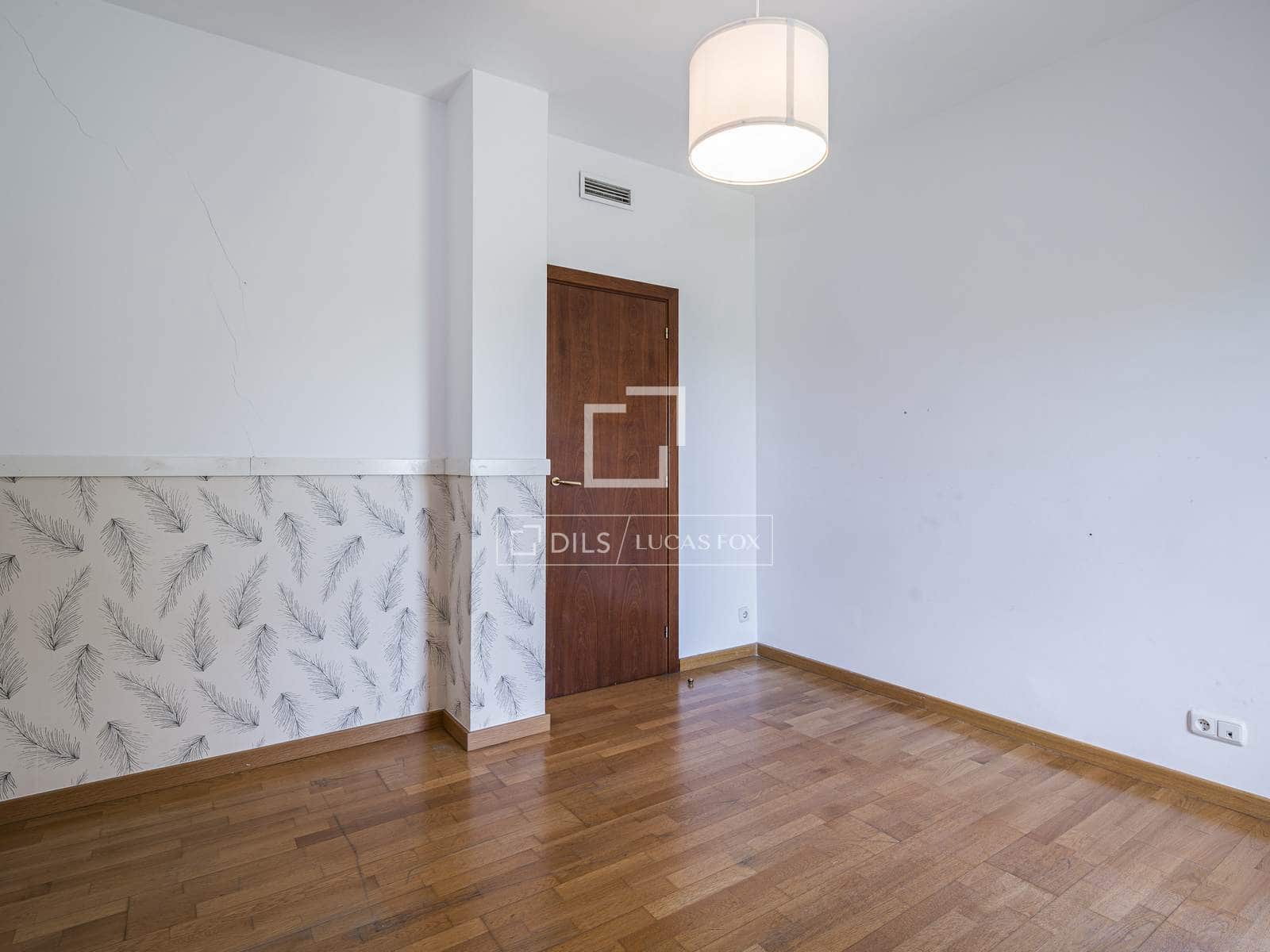 6 bedroom Villa for sale in Sant Cugat del Valles with pool garage - € 987,000 (Ref: 9793428)