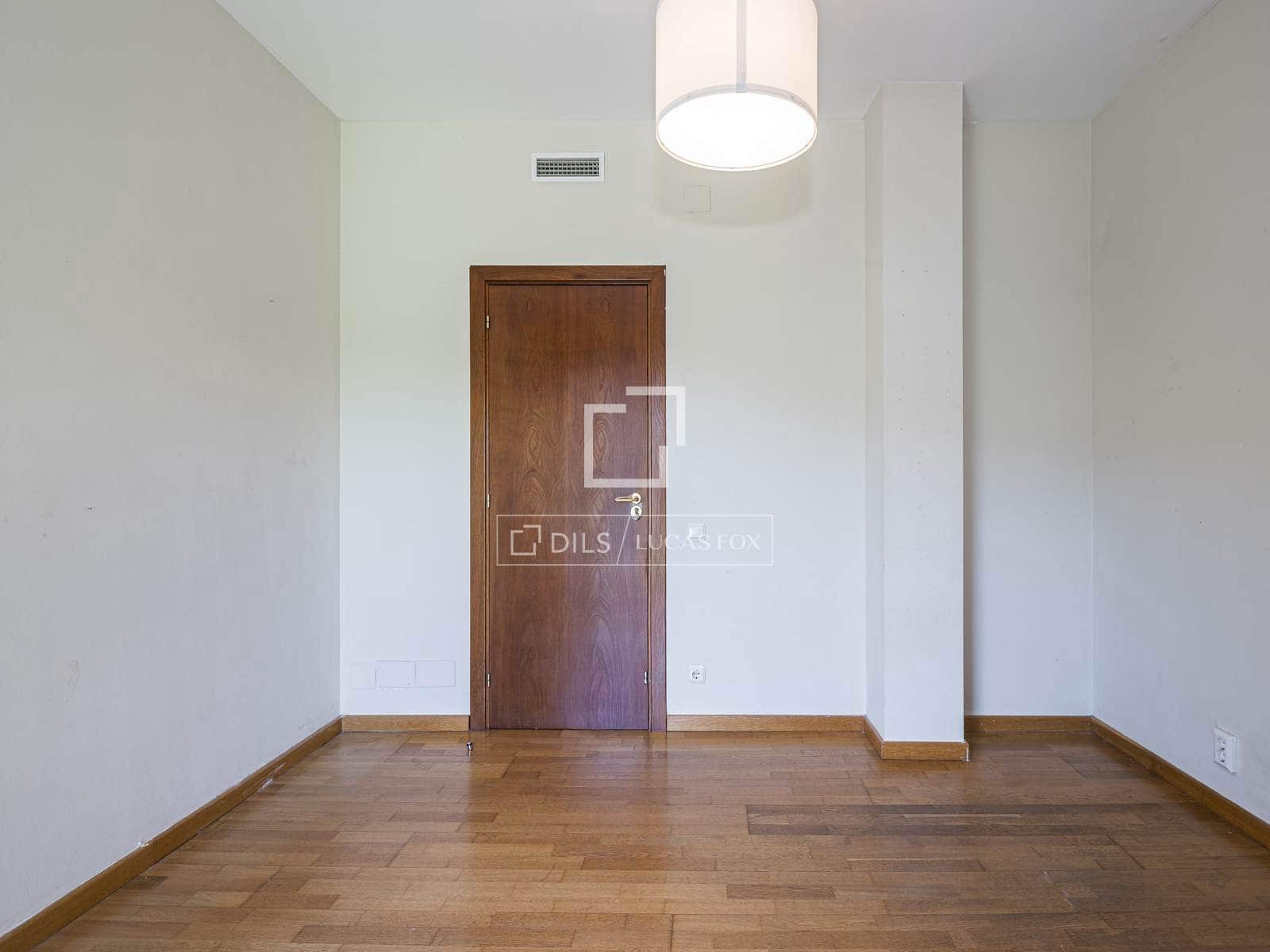 6 bedroom Villa for sale in Sant Cugat del Valles with pool garage - € 987,000 (Ref: 9793428)