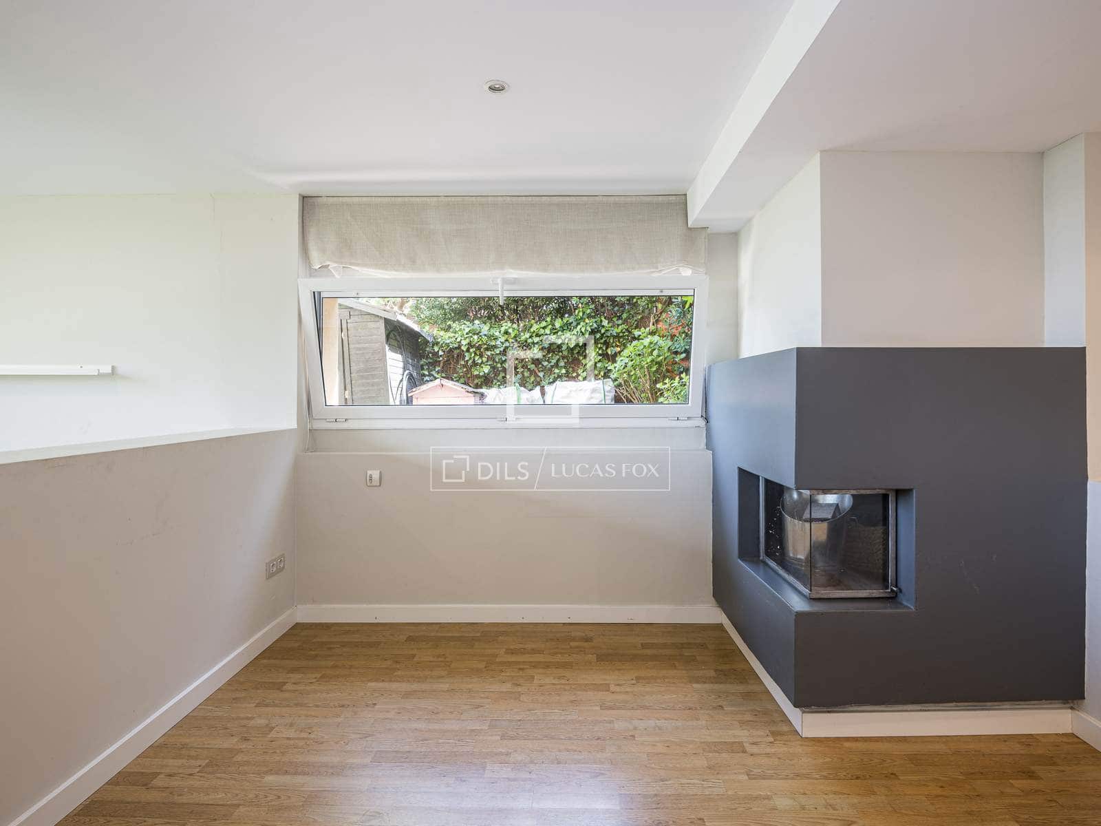 6 bedroom Villa for sale in Sant Cugat del Valles with pool garage - € 987,000 (Ref: 9793428)