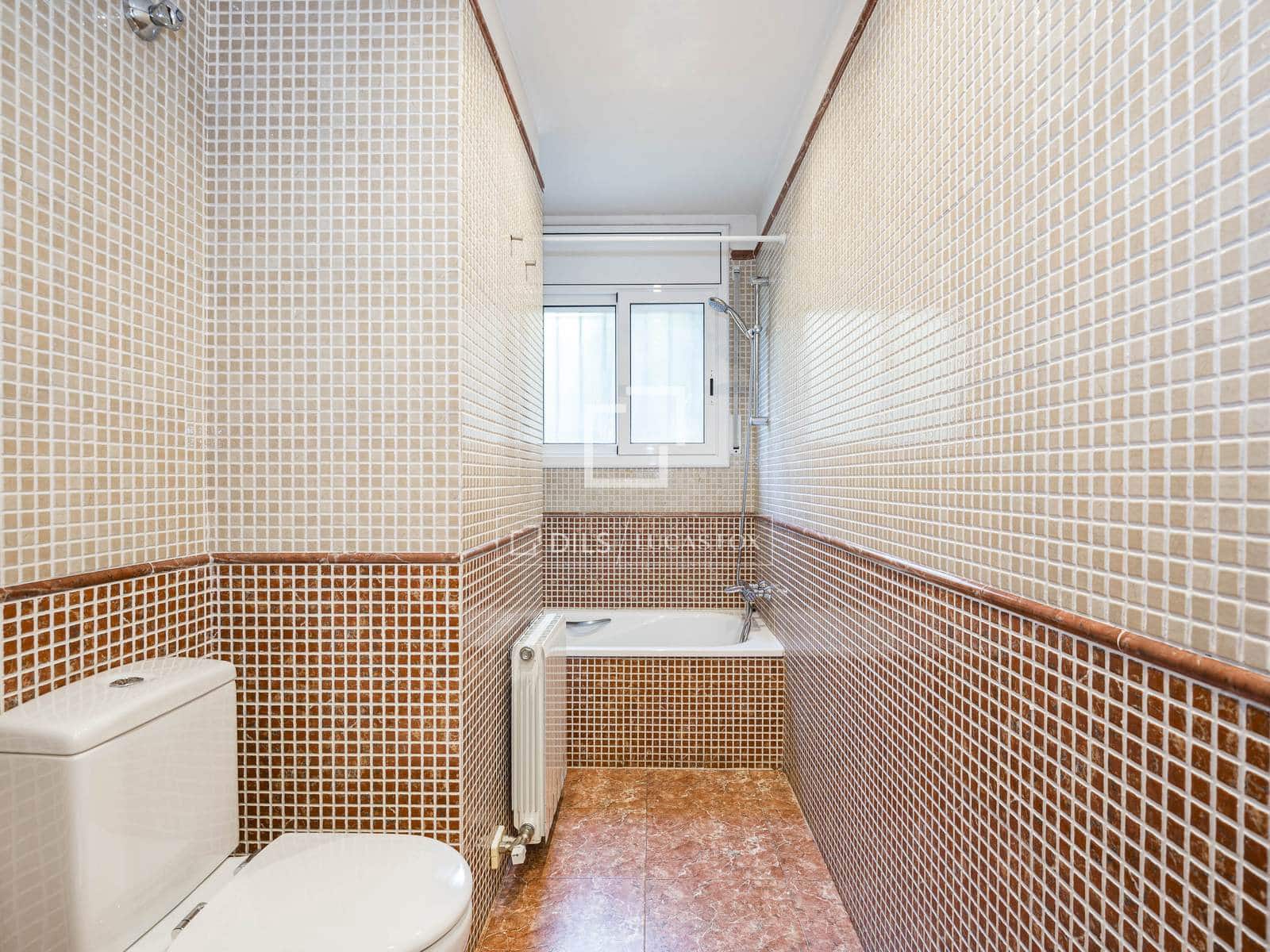 6 bedroom Villa for sale in Sant Cugat del Valles with pool garage - € 987,000 (Ref: 9793428)