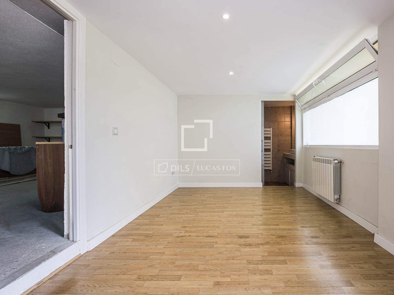 6 bedroom Villa for sale in Sant Cugat del Valles with pool garage - € 987,000 (Ref: 9793428)