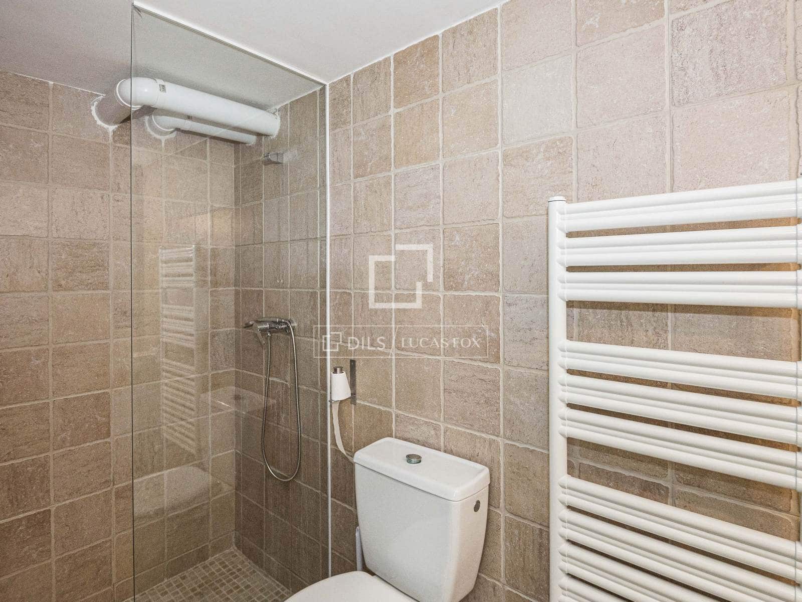 6 bedroom Villa for sale in Sant Cugat del Valles with pool garage - € 987,000 (Ref: 9793428)