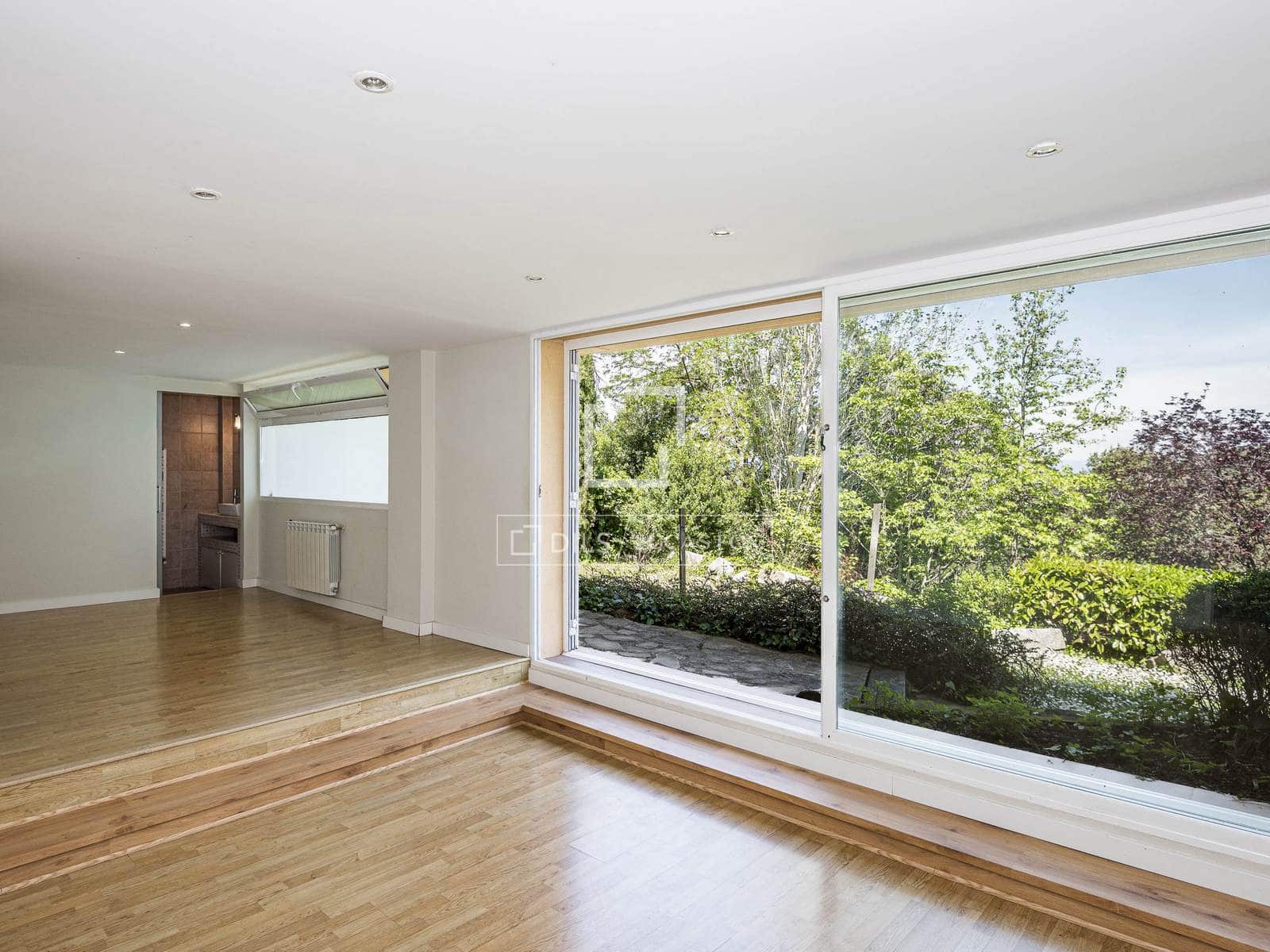 6 bedroom Villa for sale in Sant Cugat del Valles with pool garage - € 987,000 (Ref: 9793428)