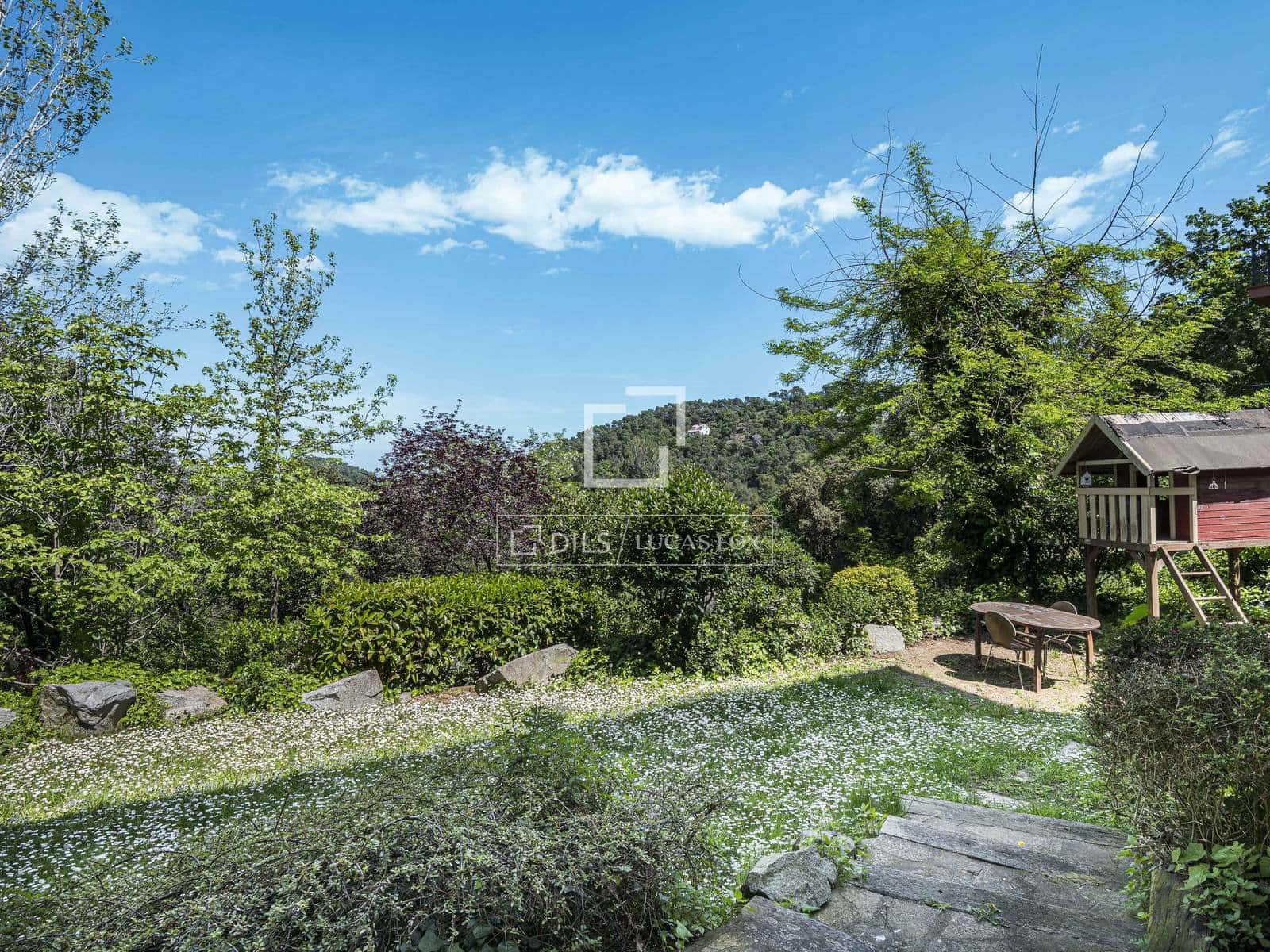 6 bedroom Villa for sale in Sant Cugat del Valles with pool garage - € 987,000 (Ref: 9793428)