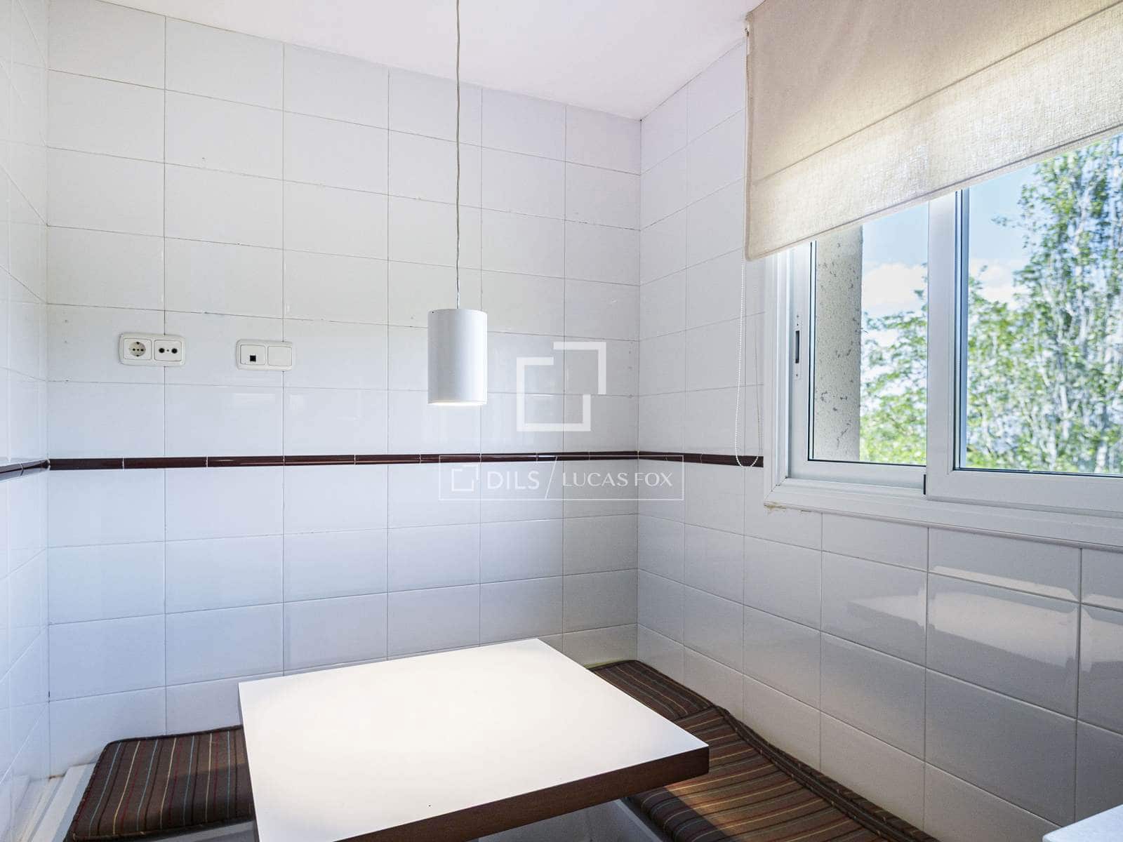 6 bedroom Villa for sale in Sant Cugat del Valles with pool garage - € 987,000 (Ref: 9793428)