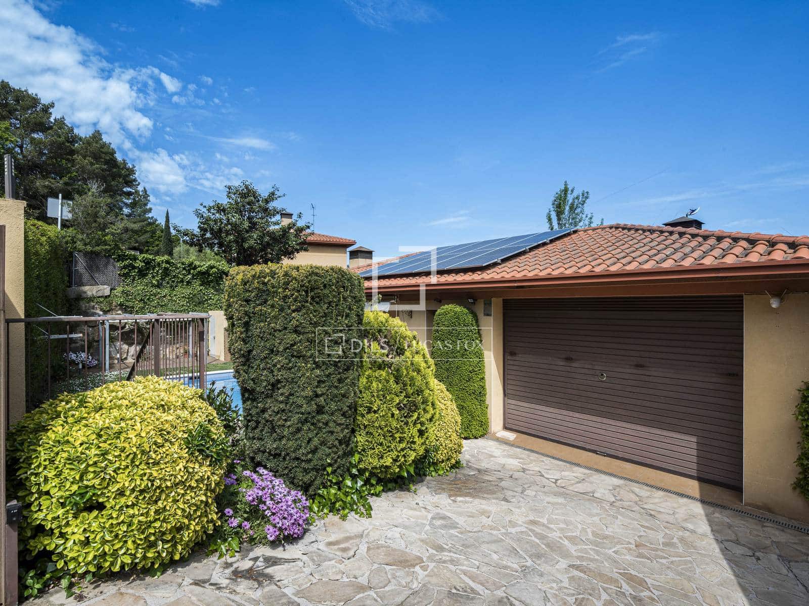 6 bedroom Villa for sale in Sant Cugat del Valles with pool garage - € 987,000 (Ref: 9793428)