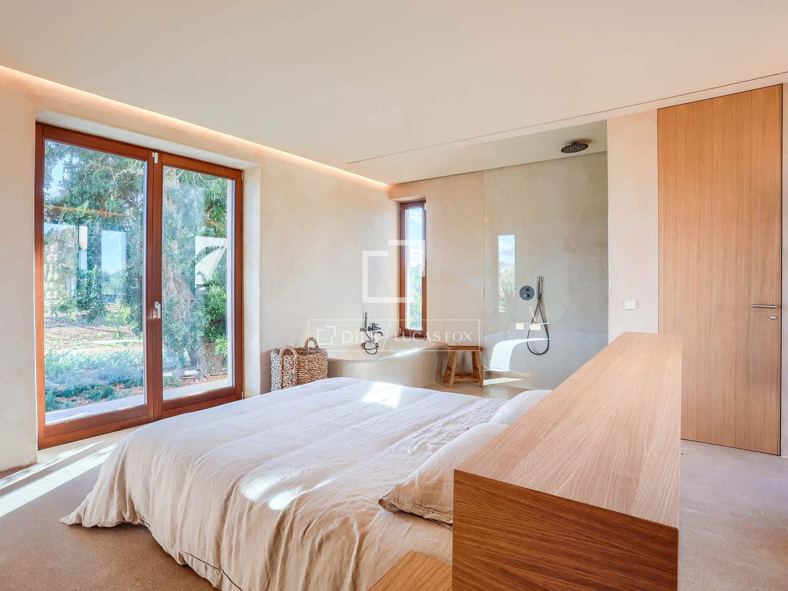 4 bedroom Finca/Country House for sale in Felanitx with pool garage - € 2,650,000 (Ref: 9793586)